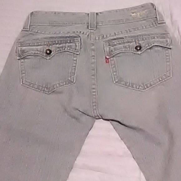 Levi's 504 Slouch Capri's - Picture 2 of 8